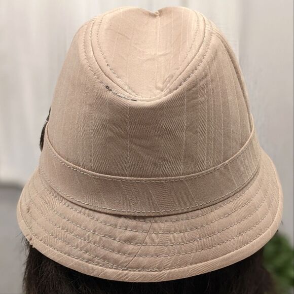 Goorin Brothers Trilby Fedora Hat with Hat Band Ring Accessory - Picture 3 of 9